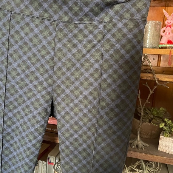 Old Navy black, green and blue checkered Stevie Pant sz medium - Picture 2 of 7